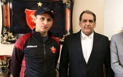 طعنه سنگین یحیی گل‌محمدی به رسول‌پناه: این مسائل پیش پا افتاده است!