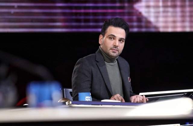 واکنش احسان علیخانی به فردی که روی سر دو خانم ماست ریخت واکنش احسان علیخانی به فردی که روی سر دو خانم ماست ریخت