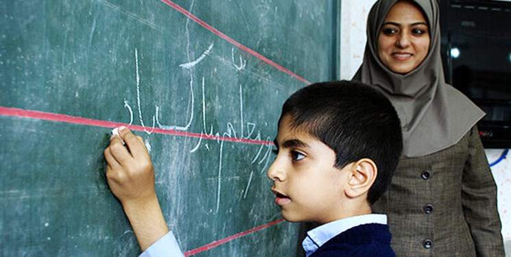 محاسبه حق‌التدریس معلمان بر مبنای ۳۵دقیقه شایعه است