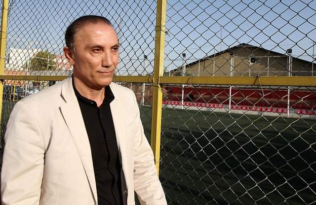 سرمربی سابق پرسپولیس به نفت مسجدسلیمان پیوست سرمربی سابق پرسپولیس به نفت مسجدسلیمان پیوست