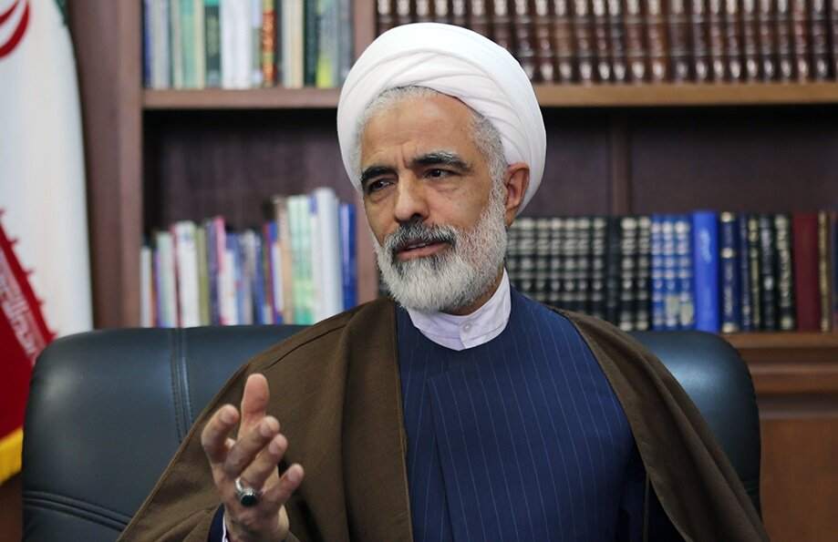 انصاری: صداوسیما به محلی برای بیزینس مداحان تبدیل شده