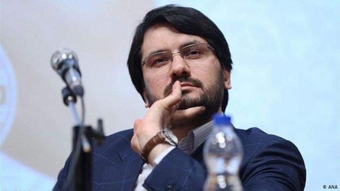 کنایه بذرپاش به نادران درباره انتقاد از جعلی بودن مدرکش! کنایه بذرپاش به نادران درباره انتقاد از جعلی بودن مدرکش!