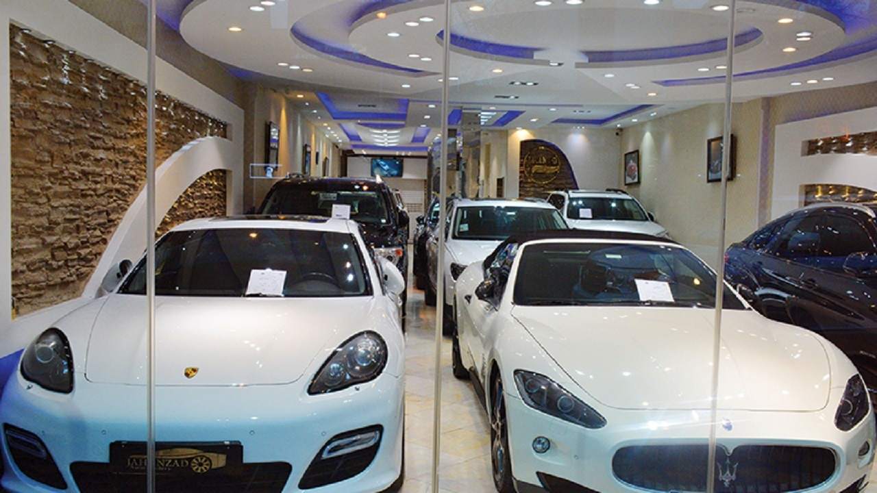 خودروهای میلیاردی بدون مشتری! خودروهای میلیاردی بدون مشتری!