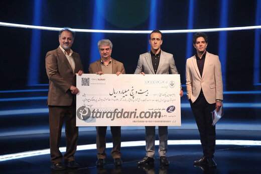 ببینید: پرویز پرستویی خود را هم‌رکاب علی کریمی اعلام کرد