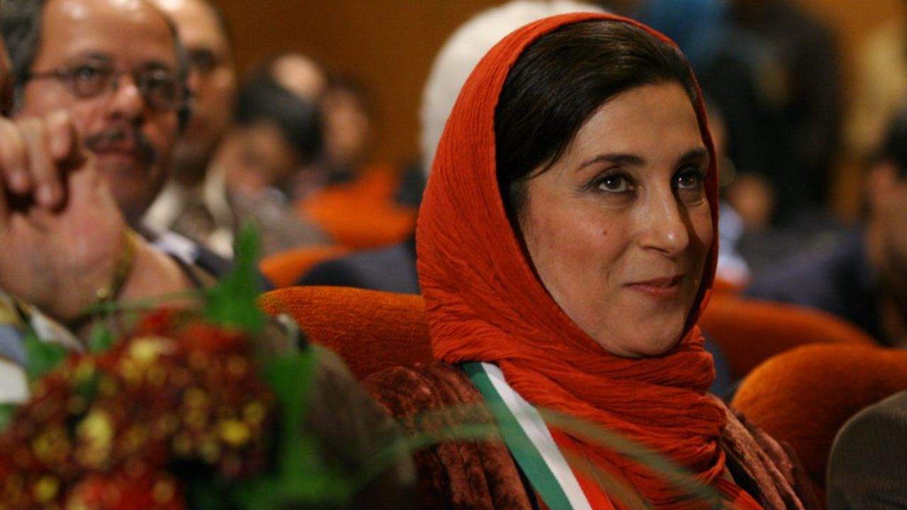 ویدئو| تذکر آمران معروف به فاطمه معتمد‌آریا در خیابان