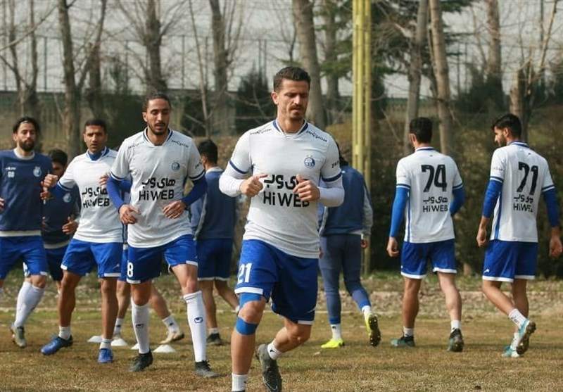 تمرین استقلال با نبود دستیاران فکری روی هوا ماند/ وریا تیم را تمرین میدهد! تمرین استقلال با نبود دستیاران فکری روی هوا ماند/ وریا تیم را تمرین میدهد!