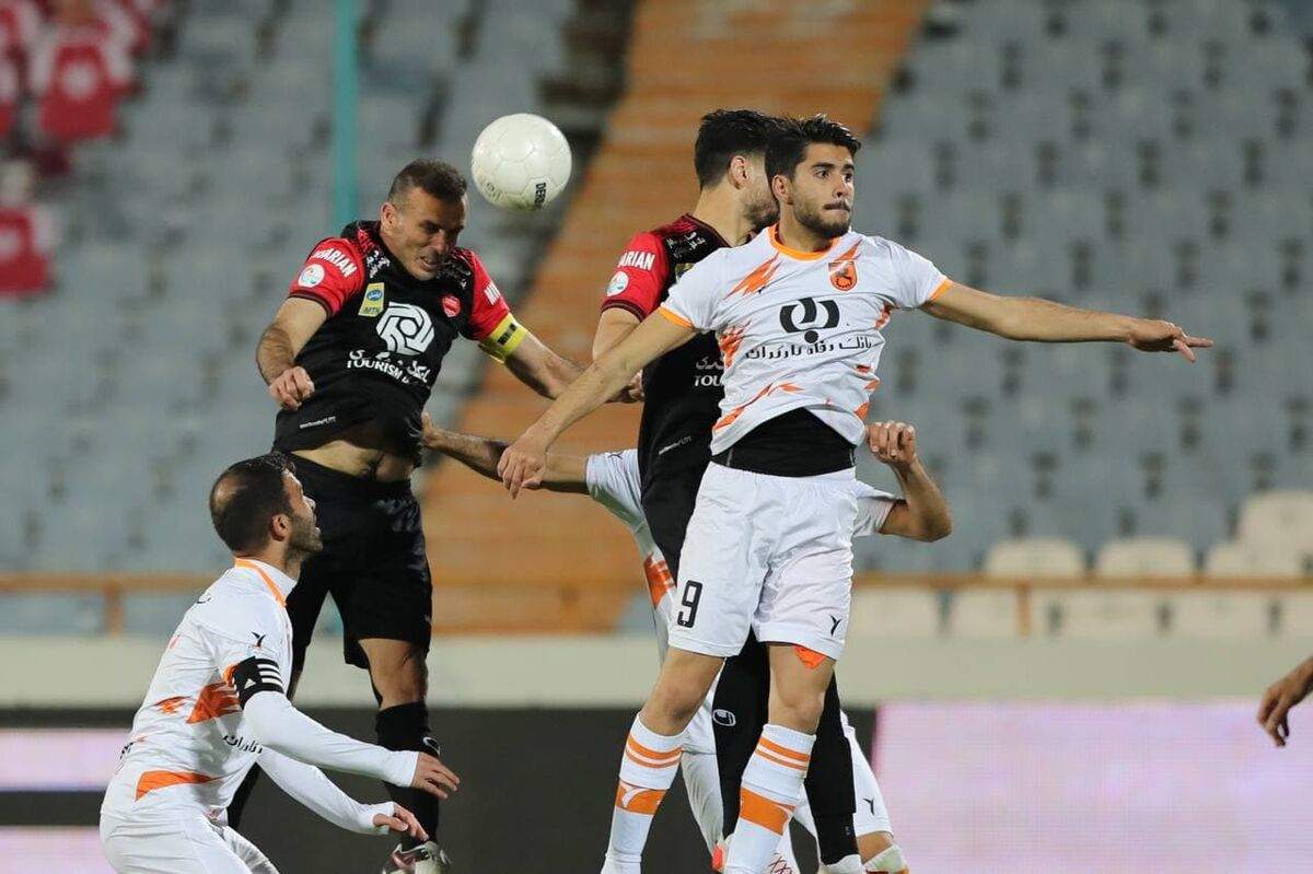 بیگانگی مهاجمان پرسپولیس با چارچوب دروازه/ پیروزی‌های خفیف تا کی ادامه دارد؟