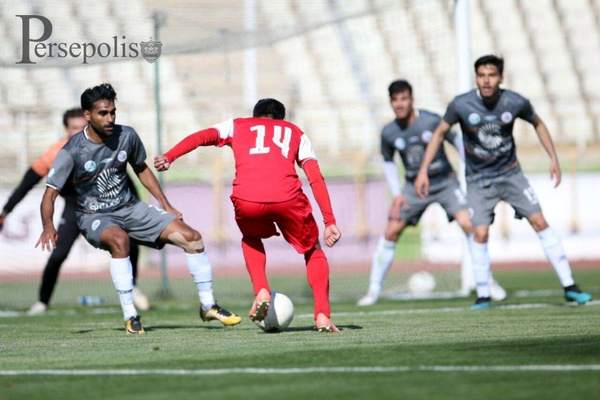 پرسپولیس سال ۱۴۰۰ را با برد آغاز کرد/ مغانلو مصدوم شد +عکس