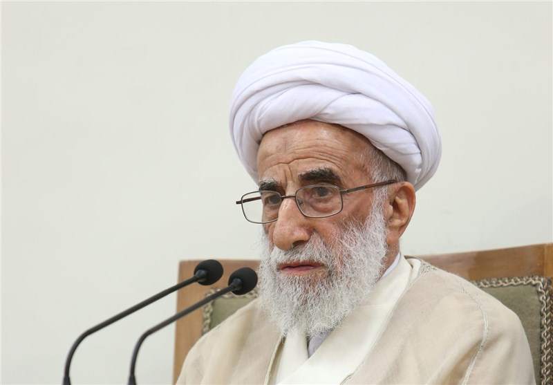 ماجرای سخنان توهین آمیز آیت‌الله جنتی علیه آیت‌الله سیستانی چه بود؟