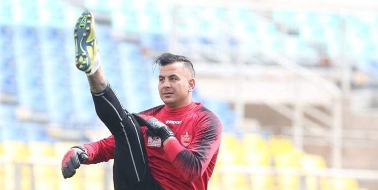 لک از لیست ۲۰ نفره پرسپولیس هم خط خورد