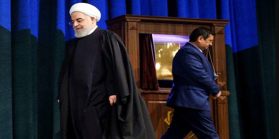 افشاگری همتی درباره عصبانیت روحانی و جهانگیری از ثبتنام او برای انتخابات! افشاگری همتی درباره عصبانیت روحانی و جهانگیری از ثبتنام او برای انتخابات!