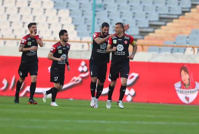 پرسپولیس با گل سیدجلال صدرنشین ماند
