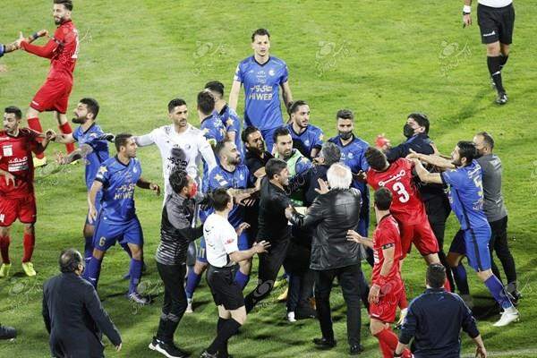 پرسپوليس و استقلال دعوا كنند، ديگران باور كنند! پرسپوليس و استقلال دعوا كنند، ديگران باور كنند!