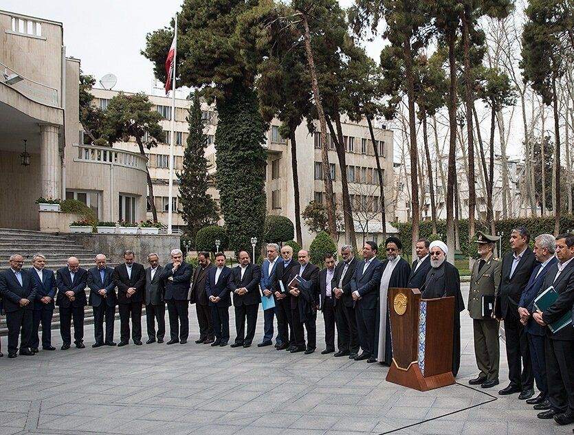 بهترین نبودی اما روحانی متشکریم/ پشت پرده حمایت توییتری مردم از رئیس‌جمهور و وزرا