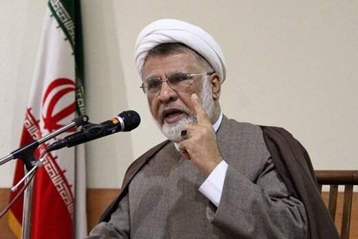 ظریف کجا و محمود کریمی که سواد اسلام و قرآن ندارد، کجا؟ ظریف کجا و محمود کریمی که سواد اسلام و قرآن ندارد، کجا؟