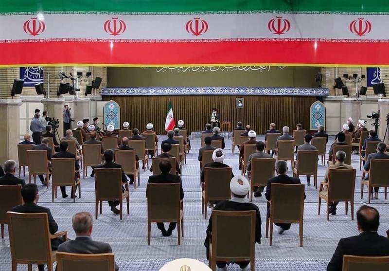 رهبر انقلاب: آمریکایی‌ها حق ندارند یک کلمه درباره انتخابات حرف بزنند