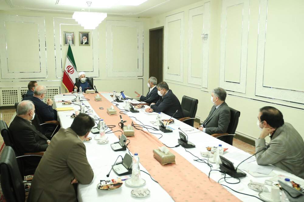 دستور روحانی برای جلوگیری از وقوع موج پنجم کرونا/ عملیات واکسیناسیون با حل مشکل واردات سرعت می‌گیرد