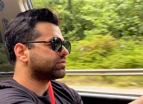 رضا بهرام از اثر جدیدش رونمایی کرد +ویدئو