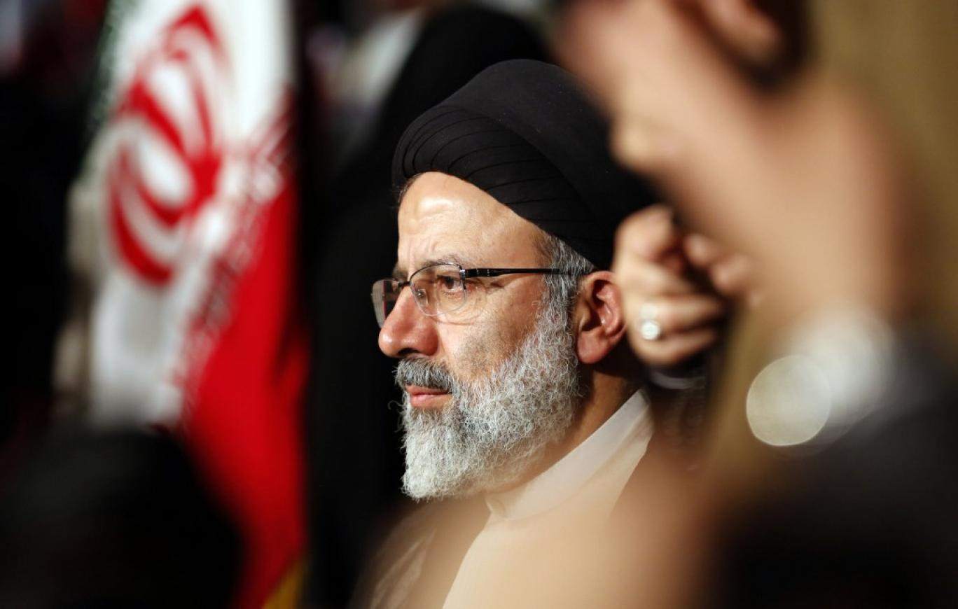 اعتراف تلخ رئیسی درباره لزوم واردات صد میلیون دوز واکسن/ صبح بخیر آقای مخبر! اعتراف تلخ رئیسی درباره لزوم واردات صد میلیون دوز واکسن/ صبح بخیر آقای مخبر!