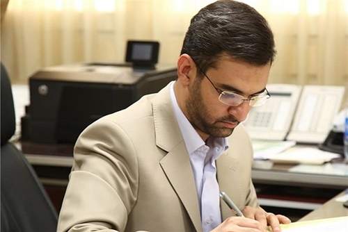 آذری جهرمی: فیلترینگ را بردارید، سهم کاربران ایرانی از پهنای باند افزایش مییابد آذری جهرمی: فیلترینگ را بردارید، سهم کاربران ایرانی از پهنای باند افزایش مییابد