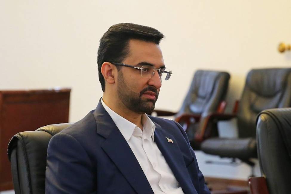 واکنش آذری جهرمی به ادعای تکمیل پروژه ماهواره خیام در دولت سیزدهم واکنش آذری جهرمی به ادعای تکمیل پروژه ماهواره خیام در دولت سیزدهم
