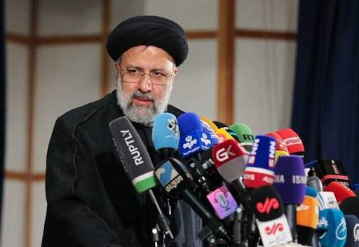 رئیسی برای تشکیل دولت جدید از این چهار نفر برنامه گرفته است؟ رئیسی برای تشکیل دولت جدید از این چهار نفر برنامه گرفته است؟