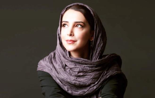 شوک عجیب به خانم بازیگر؛ فک سحر جعفری جوزانی فلج شد +ویدئو شوک عجیب به خانم بازیگر؛ فک سحر جعفری جوزانی فلج شد +ویدئو