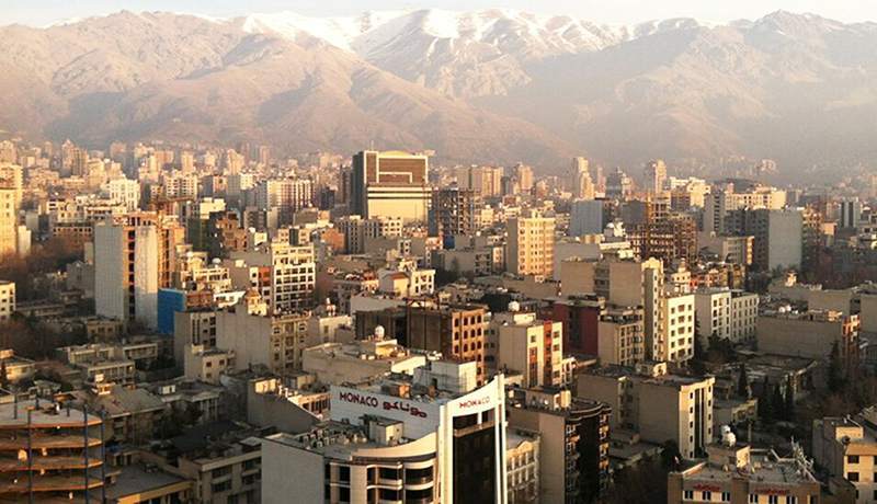 ماجرای فیلم برهنگی زن تهرانی در خیابان پیروزی ماجرای فیلم برهنگی زن تهرانی در خیابان پیروزی