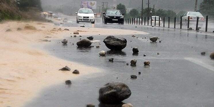 ریزش تونل در محور هراز؛ ۲۲ نفر در تونل محبوس شدند