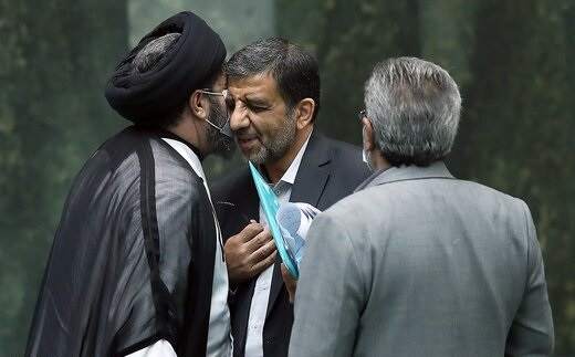 آقای ضرغامی! روی معدن طلا، هویج نمیکارند آقای ضرغامی! روی معدن طلا، هویج نمیکارند
