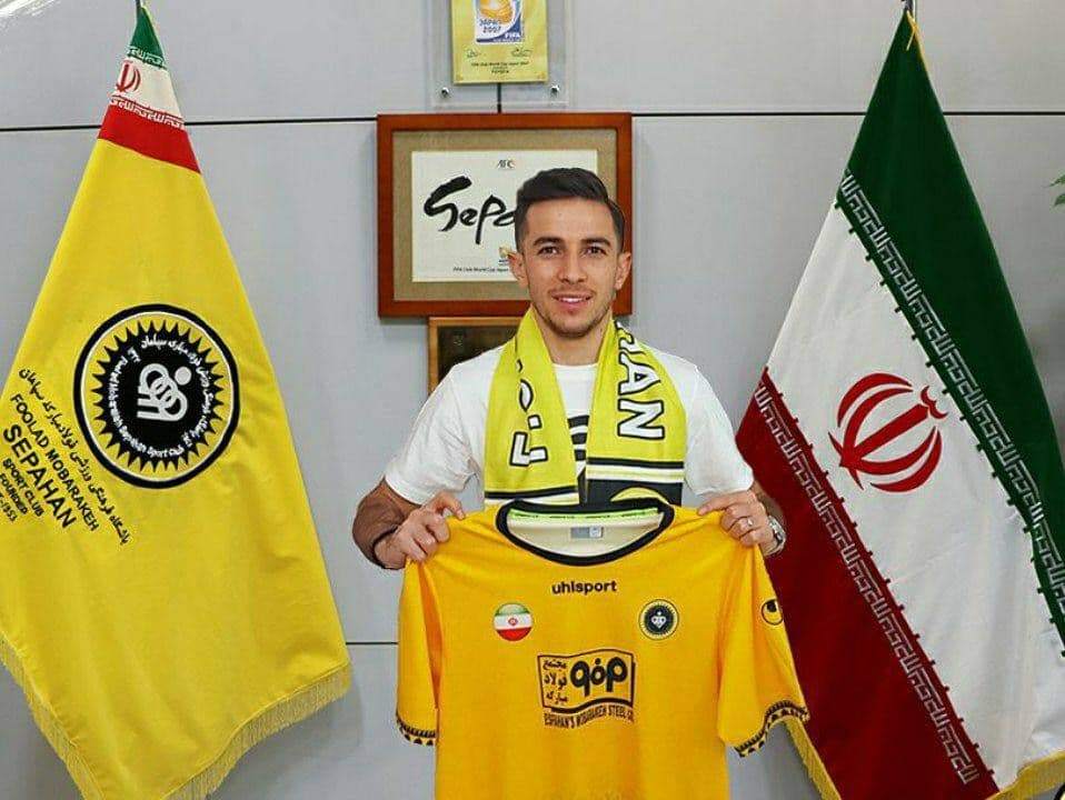 سپاهان بعد از مغانلو، دومین پرسپولیسی را هم شکار کرد +عکس