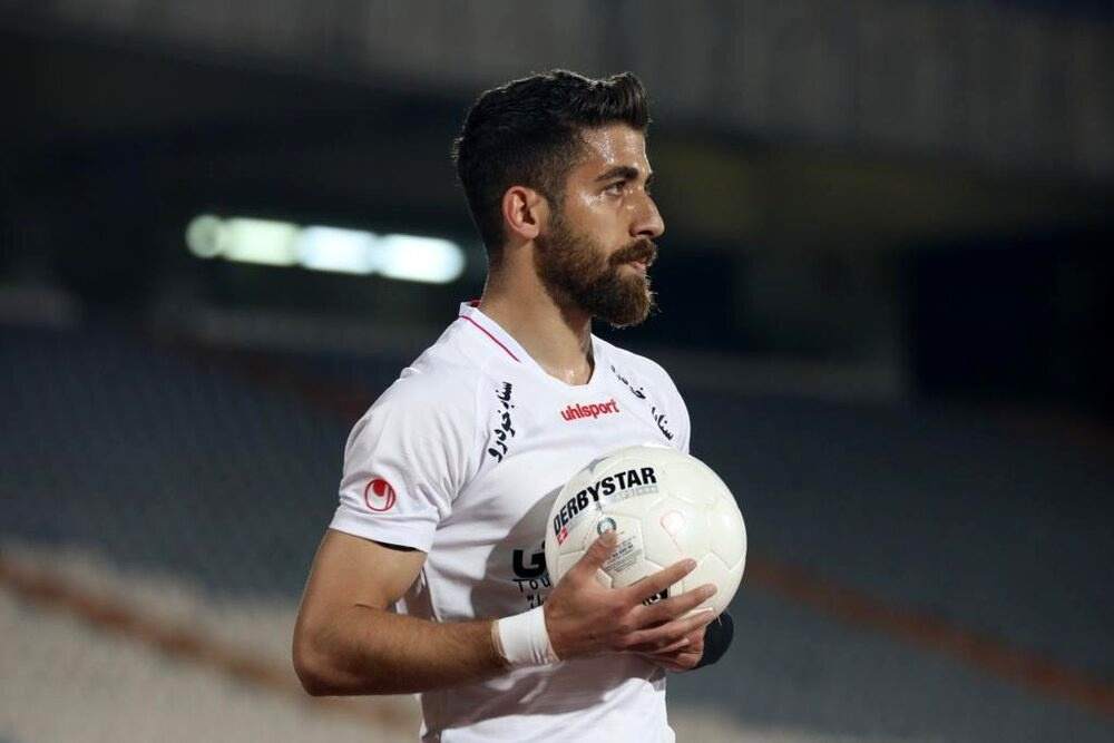 بند فسخ قرارداد مدافع پرسپولیس لو رفت بند فسخ قرارداد مدافع پرسپولیس لو رفت