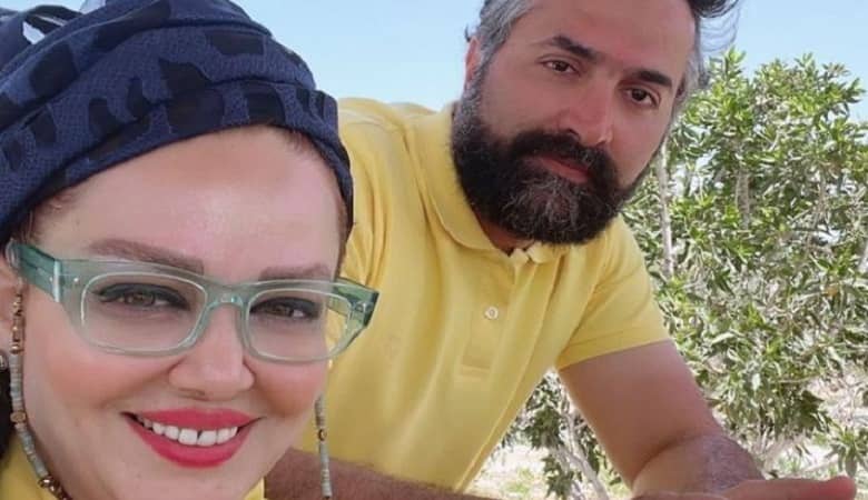 ویدئو| همسر بهاره رهنما با هواپیمای شخصی بر سر مزار مادرش رفت