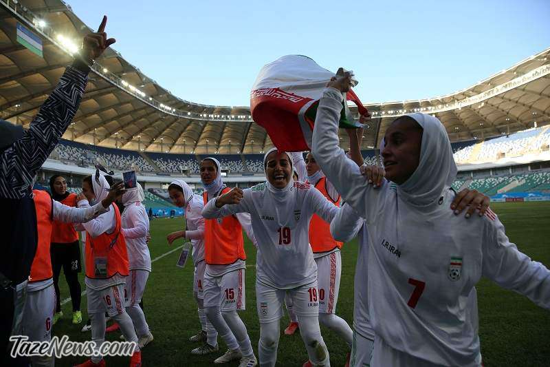 برخورد عجیب تلویزیون با دختران فوتبالیست: سانسور کامل!