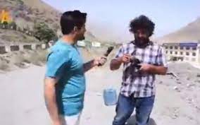 ویدئو| مستندساز ایرانی مقابل خبرنگار افغان رسوا شد ویدئو| مستندساز ایرانی مقابل خبرنگار افغان رسوا شد