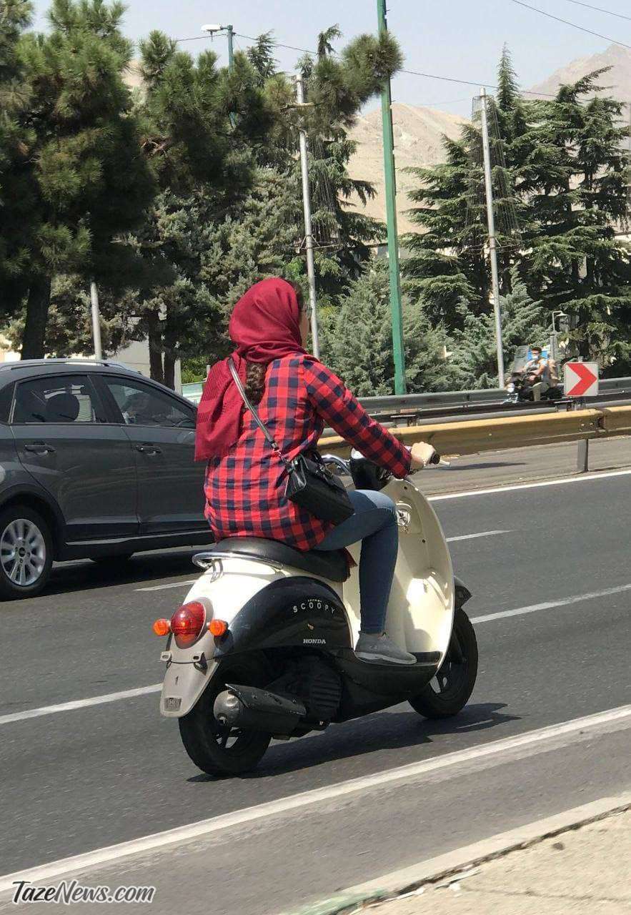 عکس| موتورسواری جالب یک خانم در تهران!