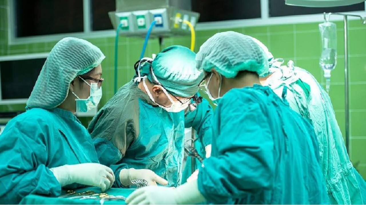 مرگ مشکوک یک زن پس از عمل جراحی در بیمارستان مرگ مشکوک یک زن پس از عمل جراحی در بیمارستان