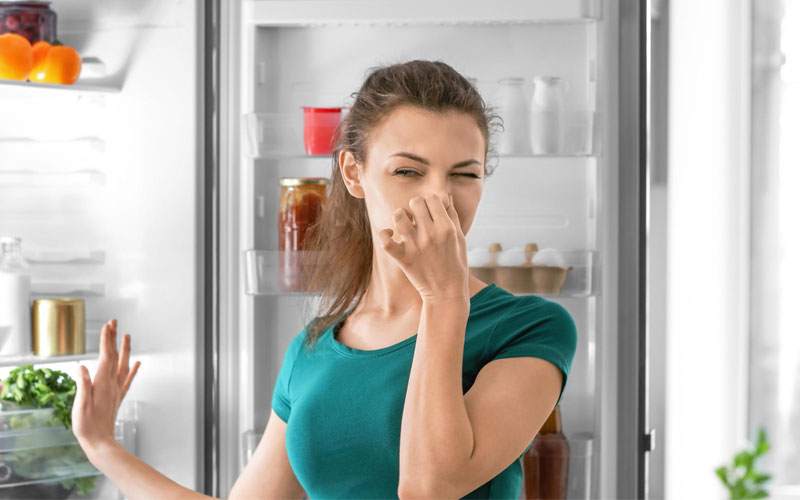 رفع بوی بد یخچال با ترفندهای خانگی
