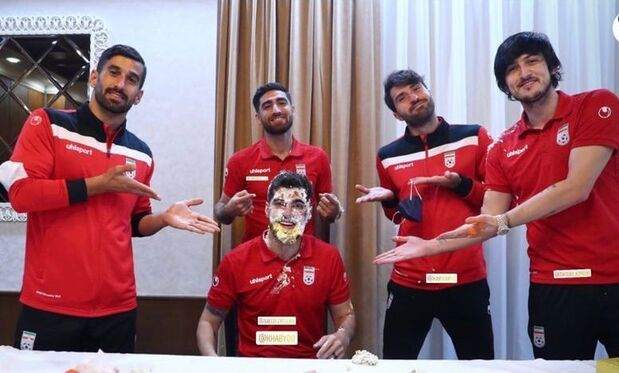 ویدئو| تولد یک ملی‌پوش با اعمال شاقه؛ بیرانوند مأمور مهار، جهانبخش مأمور کیک‌مالی!