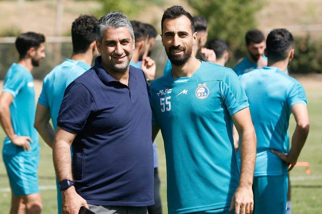مربی استقلال مشكوك به كرونا؛ هم واکسن زده بود هم کرونا گرفته بود! مربی استقلال مشكوك به كرونا؛ هم واکسن زده بود هم کرونا گرفته بود!