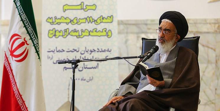 انحراف به حدی رسیده که عدهای جشن طلاق میگیرند انحراف به حدی رسیده که عدهای جشن طلاق میگیرند