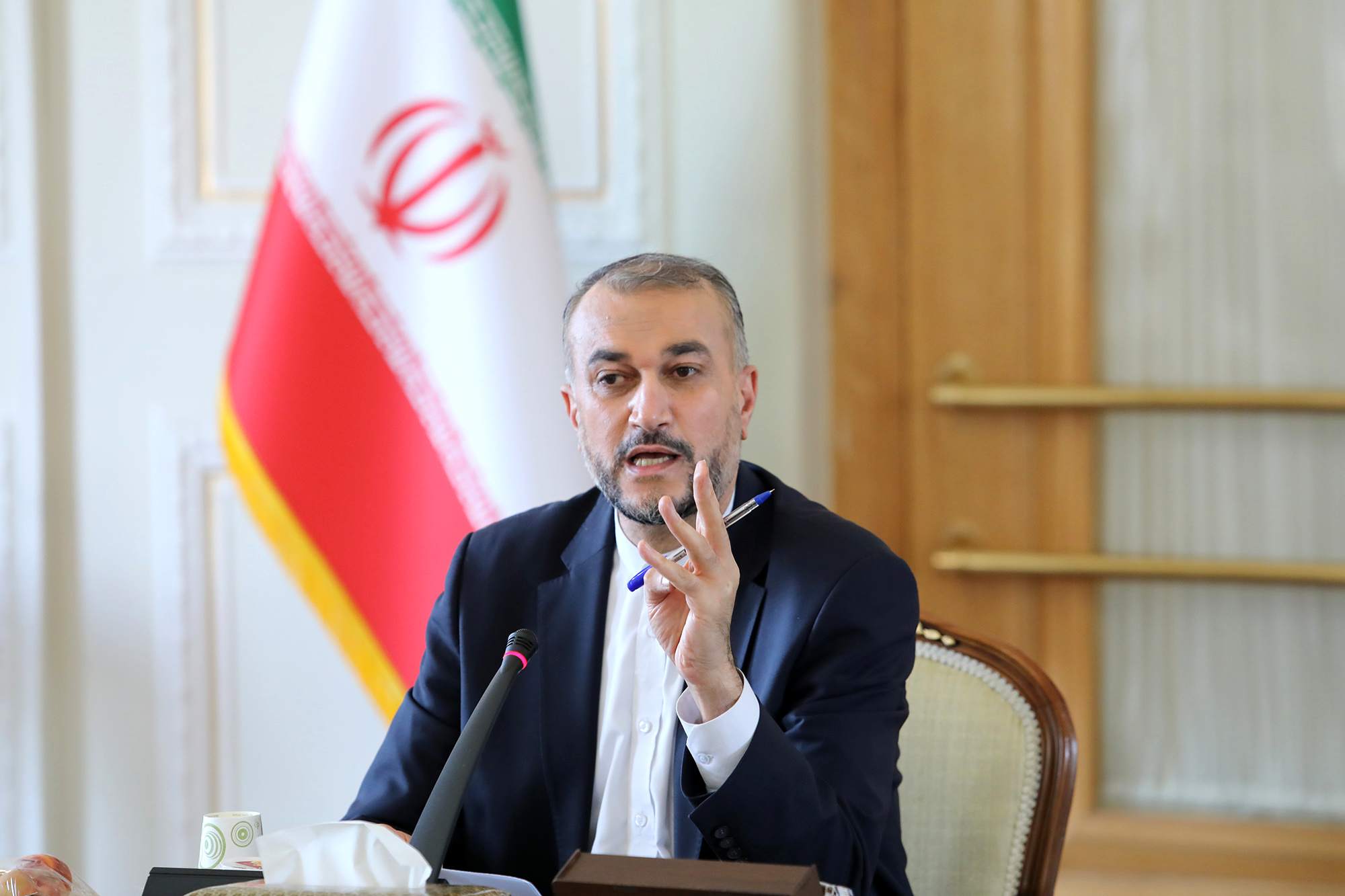 امیرعبداللهیان، وزیر امور خارجه به کرونا مبتلا شد امیرعبداللهیان، وزیر امور خارجه به کرونا مبتلا شد