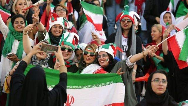 شرط سخت فیفا برای فدراسیون فوتبال: یا زنان باشند یا مردان هم نباشند! شرط سخت فیفا برای فدراسیون فوتبال: یا زنان باشند یا مردان هم نباشند!