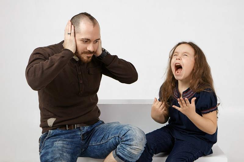 با کودک عصبانی خود چه کنیم؟