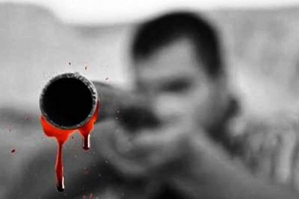 کشتن همسر با سلاح شکاری؛ قاتل با همان اسلحه خودش را کشت! کشتن همسر با سلاح شکاری؛ قاتل با همان اسلحه خودش را کشت!
