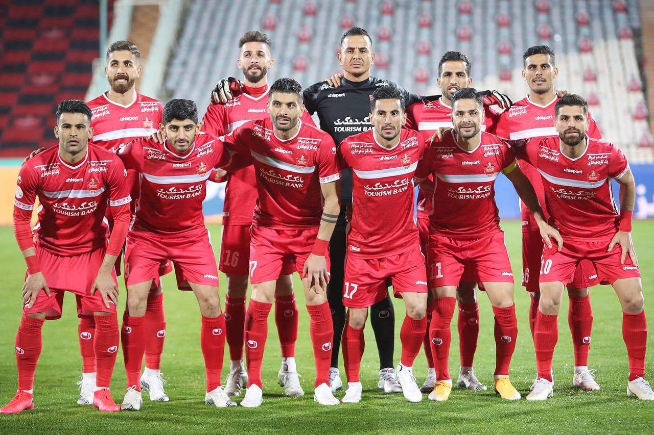 چشم پرسپولیس به بازی استقلال و سپاهان! چشم پرسپولیس به بازی استقلال و سپاهان!