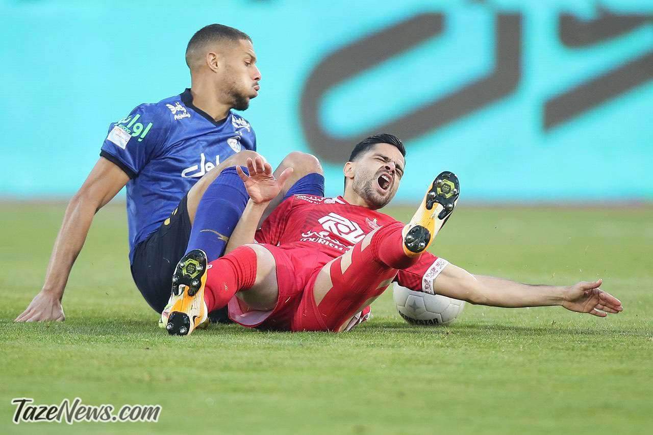 باشگاه استقلال از داور دربی شکایت کرد باشگاه استقلال از داور دربی شکایت کرد