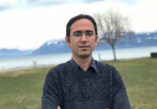 منتقد عزیزی خادم ۵سال از فوتبال محروم شد! منتقد عزیزی خادم ۵سال از فوتبال محروم شد!