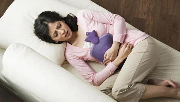 این عوامل باعث دردناکتر شدن قاعدگی هستند این عوامل باعث دردناکتر شدن قاعدگی هستند