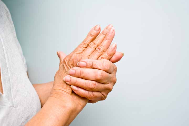 چگونه دست دردمان را خوب کنیم؟ چگونه دست دردمان را خوب کنیم؟